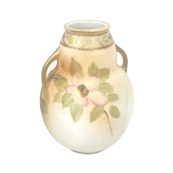 Antique Hand-Painted Kutani Porcelain Vase With Floral Design & Double Handles - Picture 4 of 9